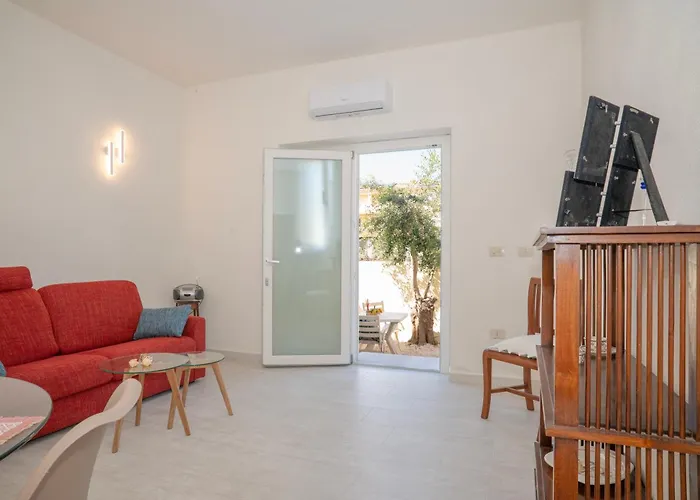 Angela House Апартаменти